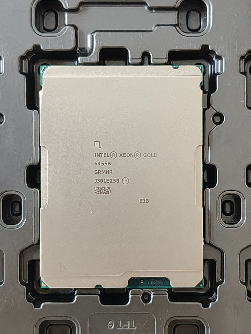 4Th Gen Xeon Gold 6442Y 6443N 6444Y 6448H 6448Y 6454S 6458Q 6456C 6459C 6460C 6462C 6466C LGA4677 CPU Used Processor