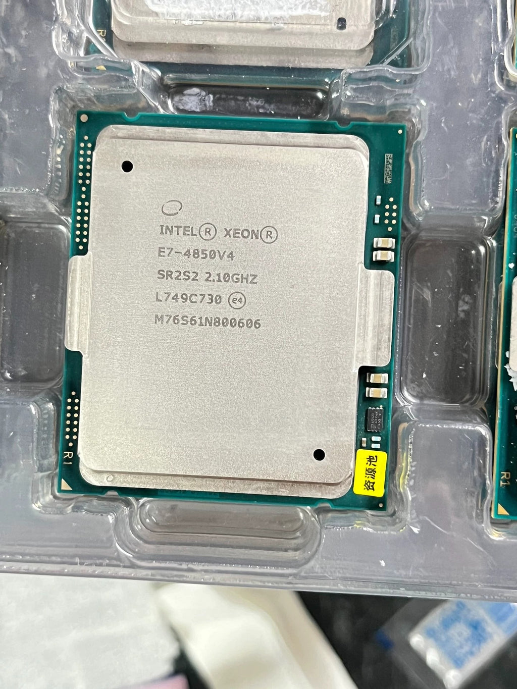 CPU E7-4809V2 E7-4809V3 E7-4809V4 E7-4820V2 E7-4820V3 E7-4820V4 E7-4830V2 E7-4830V3 E7-4830V4 E7-4850V2 E7-4850V3 E7-4850V4 E7-8860V3 E7-8860V4 E7-8867V3 E7-8867V4 E7-8870V3 E7-8870V4 E7-8880V3 E7-8880V4 E7-8890V3 E7-8890V4 E7-8891V3 E7-8891V4